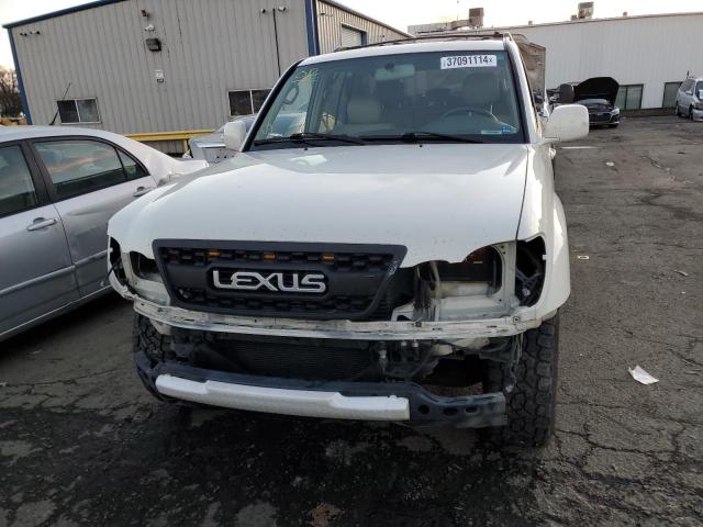 JTJHT00W913502517 - 2001 LEXUS LX 470 WHITE photo 5