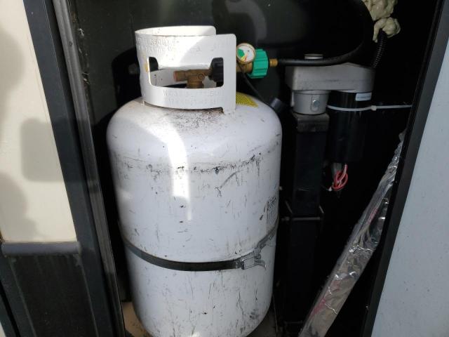 4YDF34424HA742358 - 2017 KEYSTONE MONTANA TWO TONE photo 7