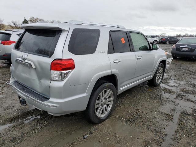 JTEBU5JR9C5091120 - 2012 TOYOTA 4RUNNER SR5 SILVER photo 3