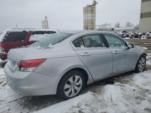 1HGCP2F88AA173764 - 2010 HONDA ACCORD EXL SILVER photo 3