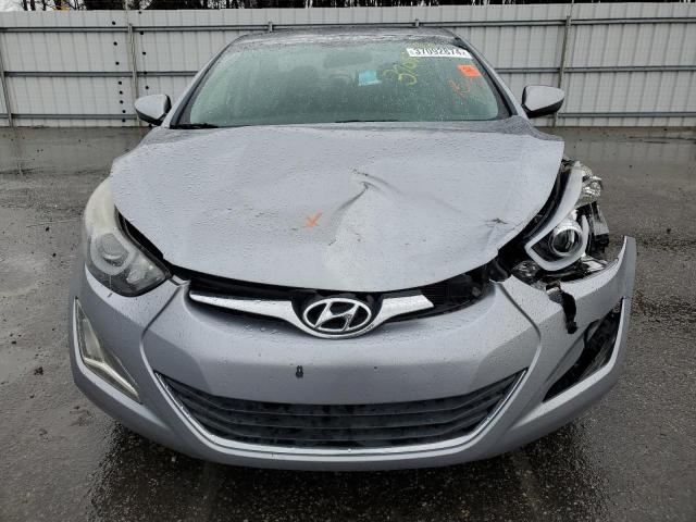 5NPDH4AE7FH575946 - 2015 HYUNDAI ELANTRA SE SILVER photo 5