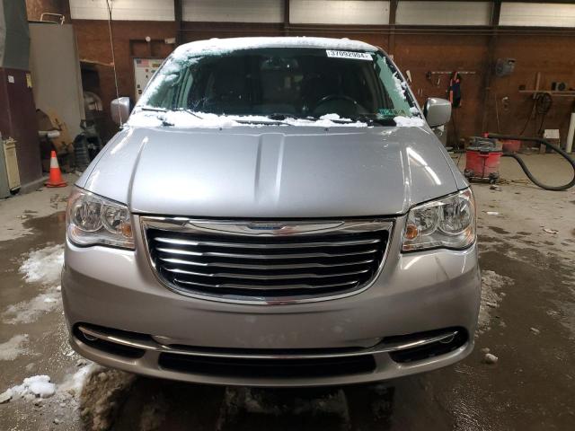 2C4RC1BG2FR570997 - 2015 CHRYSLER TOWN & COU TOURING 银色 照片 5
