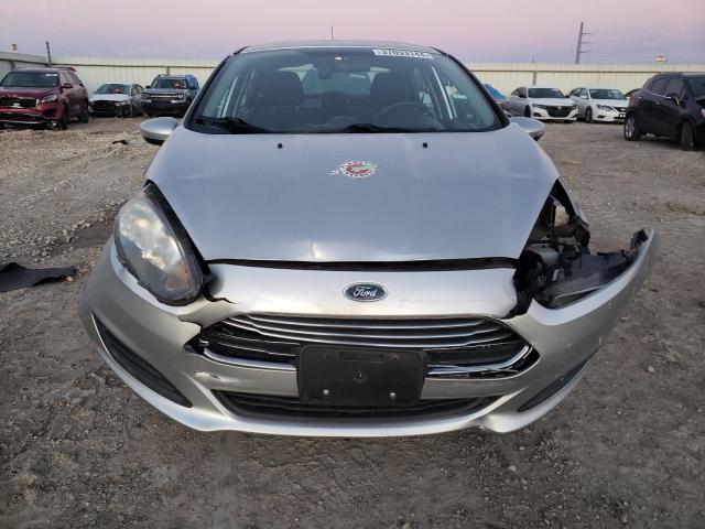 3FADP4BJ3FM153168 - 2015 FORD FIESTA SE SILVER photo 5