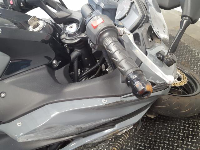 JKAEXEJ14JDA02542 - 2018 KAWASAKI EX650 J  ფოტო 15