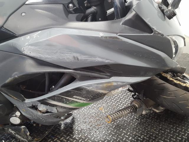 JKAEXEJ14JDA02542 - 2018 KAWASAKI EX650 J  ფოტო 16