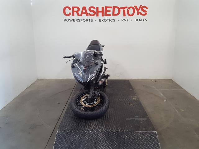 JKAEXEJ14JDA02542 - 2018 KAWASAKI EX650 J  ფოტო 3