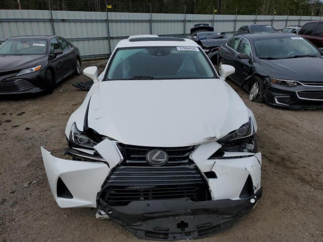 JTHBA1D21J5080841 - 2018 LEXUS IS 300 WHITE photo 5