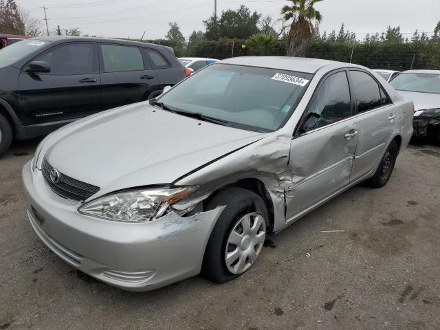 4T1BE32K04U370529 - 2004 TOYOTA CAMRY LE SILVER photo 1