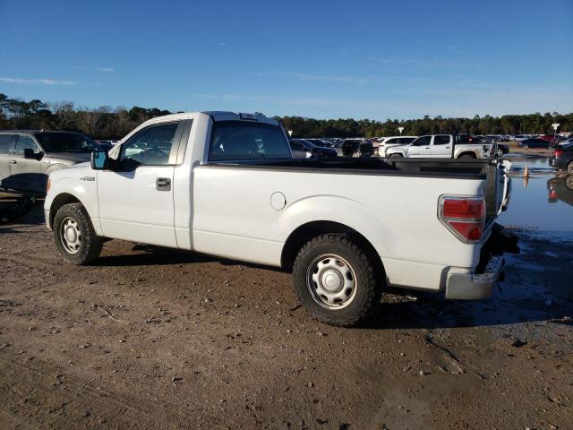 1FTNF1CF7DKE07138 - 2013 FORD F150 WHITE photo 2