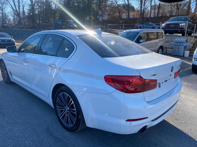 WBAJA7C53JWA74027 - 2018 BMW 530 XI WHITE photo 2