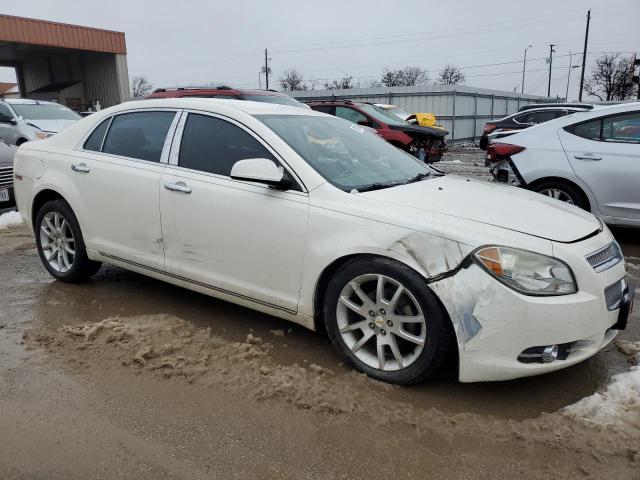 1G1ZE5E73AF263182 - 2010 CHEVROLET MALIBU LTZ თეთრი ფოტო 4