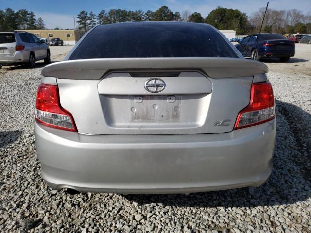 JTKJF5C78D3057908 - 2013 TOYOTA SCION TC 银色 照片 6