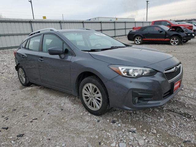 4S3GTAD69J3727051 - 2018 SUBARU IMPREZA PREMIUM PLUS GRAY photo 4