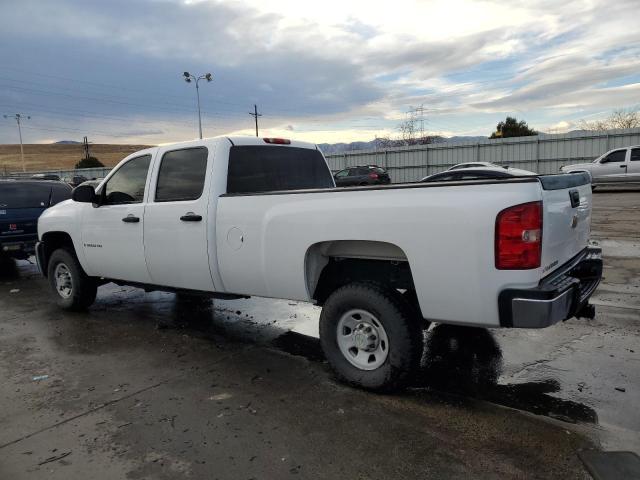 1GCHK33K68F210560 - 2008 CHEVROLET SILVERADO K3500 WHITE photo 2