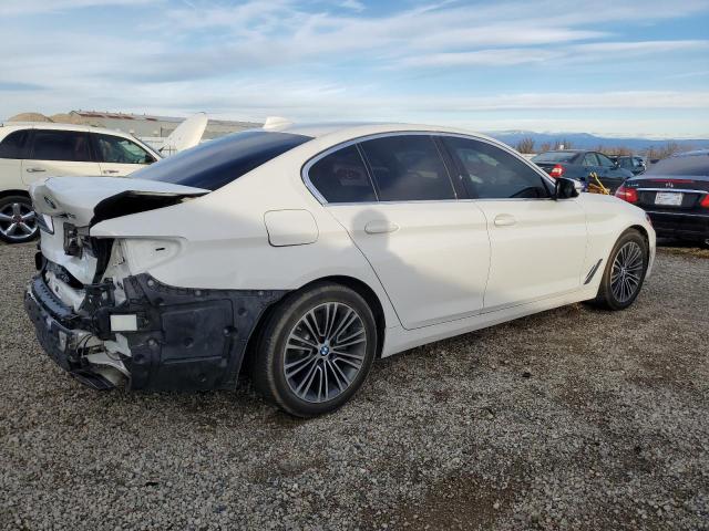 WBAJE5C54KWW10636 - 2019 BMW 540 I WHITE photo 3