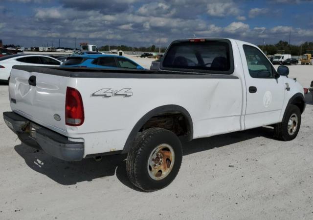 1FTRF182X2NB10061 - 2002 FORD F150 WHITE photo 3