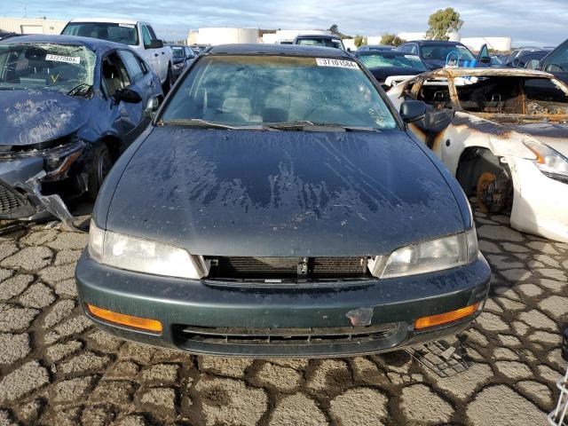 1HGCD7137VA029341 - 1997 HONDA ACCORD LX GREEN photo 5