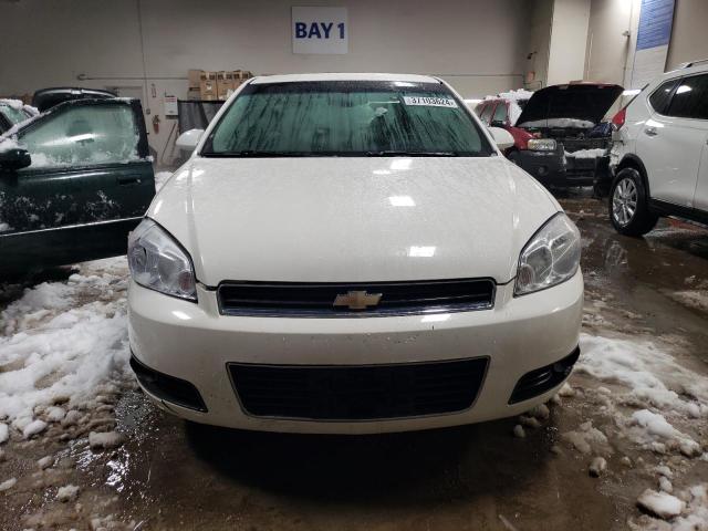 2G1WU57M091220706 - 2009 CHEVROLET IMPALA LTZ WHITE photo 5