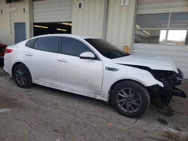 5XXGT4L37LG382226 - 2020 KIA OPTIMA LX WHITE photo 4