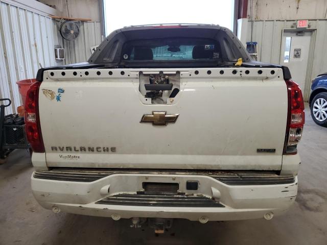 3GNFK22019G269962 - 2009 CHEVROLET AVALANCHE K1500 LT WHITE photo 6