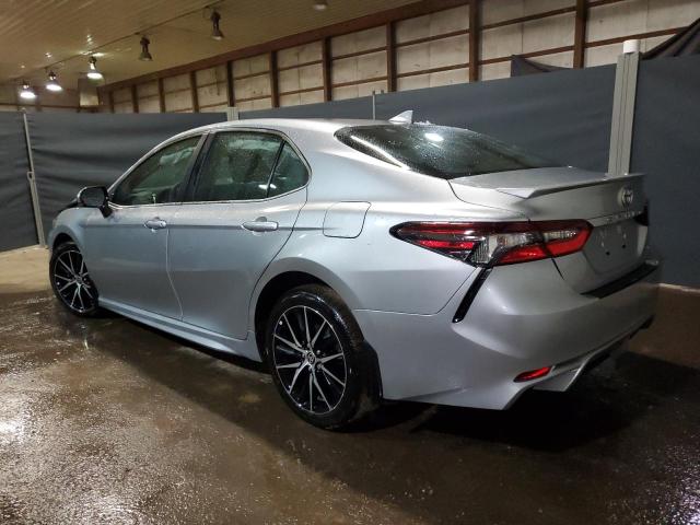 4T1G11AKXRU848910 - 2024 TOYOTA CAMRY SE NIGHT SHADE SILVER photo 2