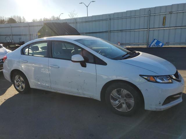 2HGFB2F59DH589507 - 2013 HONDA CIVIC LX WHITE photo 4