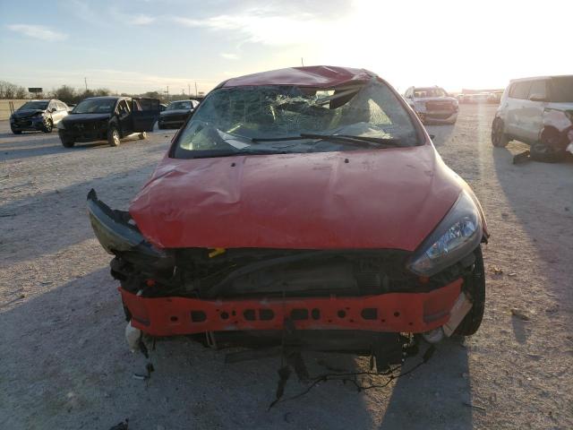 1FADP3K28GL239260 - 2016 FORD FOCUS SE RED photo 5