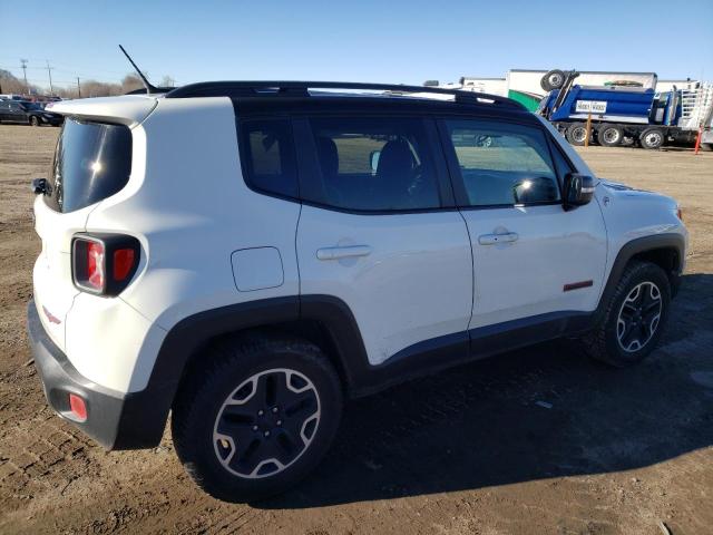 ZACCJBCTXGPC77867 - 2016 JEEP RENEGADE TRAILHAWK WHITE photo 3