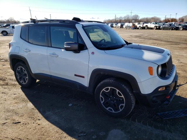 ZACCJBCTXGPC77867 - 2016 JEEP RENEGADE TRAILHAWK WHITE photo 4