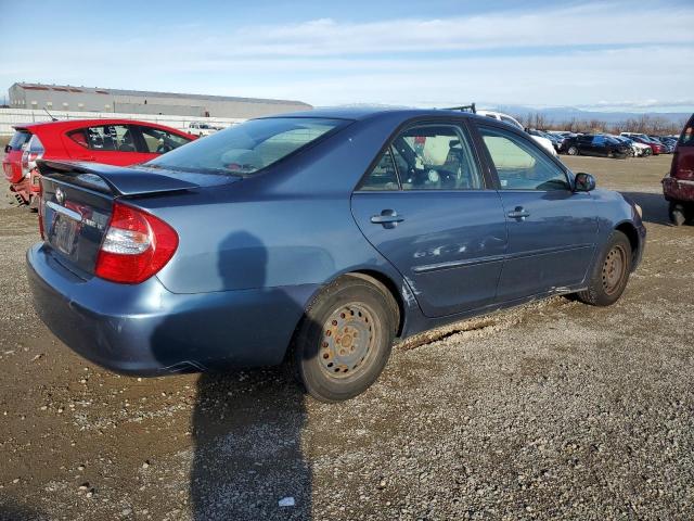 JTDBE32K740286543 - 2004 TOYOTA CAMRY LE BLUE photo 3