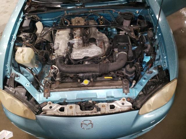 JM1NB353610208633 - 2001 MAZDA MX-5 MIATA BASE BLUE photo 11