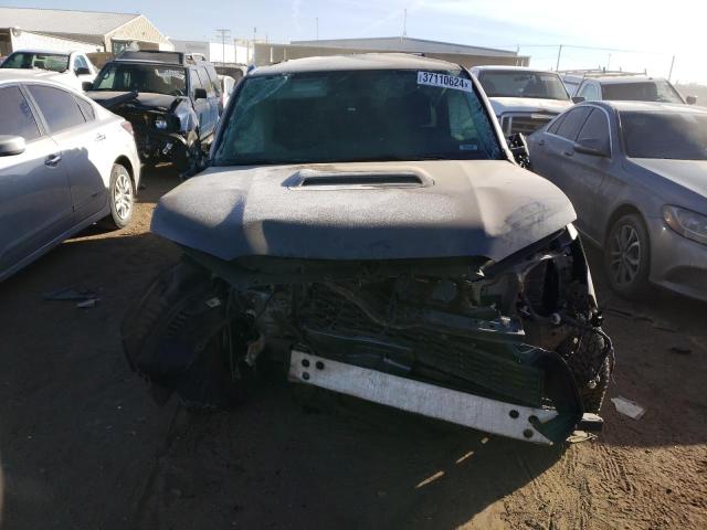 JTEBU5JR2J5576762 - 2018 TOYOTA 4RUNNER SR5/SR5 PREMIUM ნაცრისფერი ფოტო 5