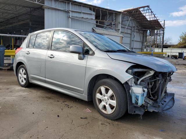 3N1BC1CP3AL388783 - 2010 NISSAN VERSA S GRAY photo 4