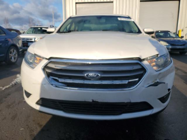 1FAHP2H83FG158438 - 2015 FORD TAURUS SEL WHITE photo 5