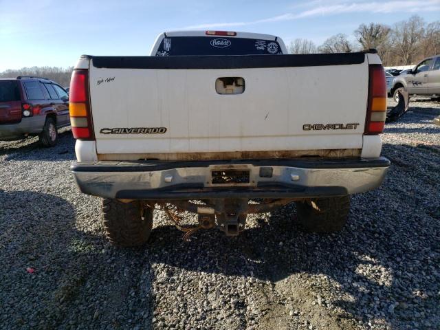 1GCGK29U81Z255650 - 2001 CHEVROLET SILVERADO K2500 WHITE photo 6