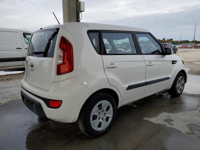 KNDJT2A5XD7757907 - 2013 KIA SOUL WHITE photo 3