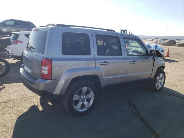 1C4NJRFB7ED817370 - 2014 JEEP PATRIOT LATITUDE SILVER photo 3