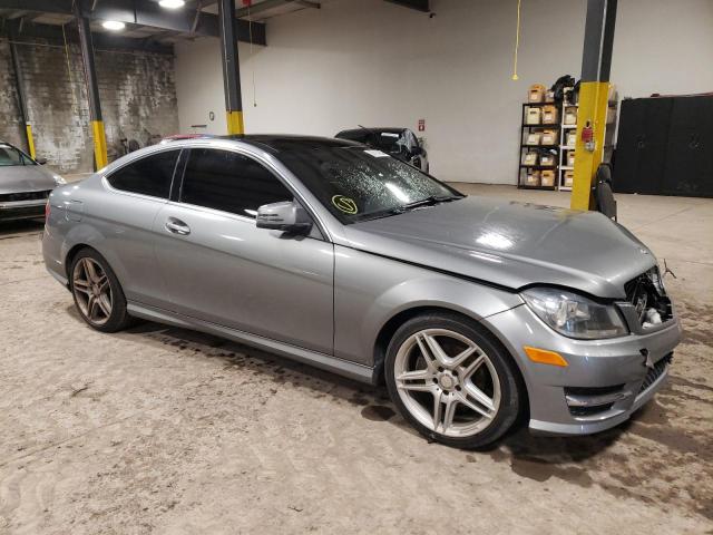 WDDGJ4HB8DF959776 - 2013 MERCEDES-BENZ C 250 GRAY photo 4