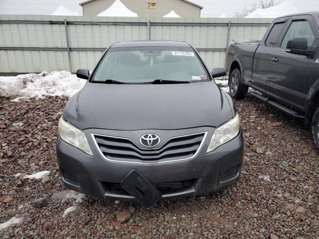 4T1BF3EK3BU602403 - 2011 TOYOTA CAMRY BASE GRAY photo 5