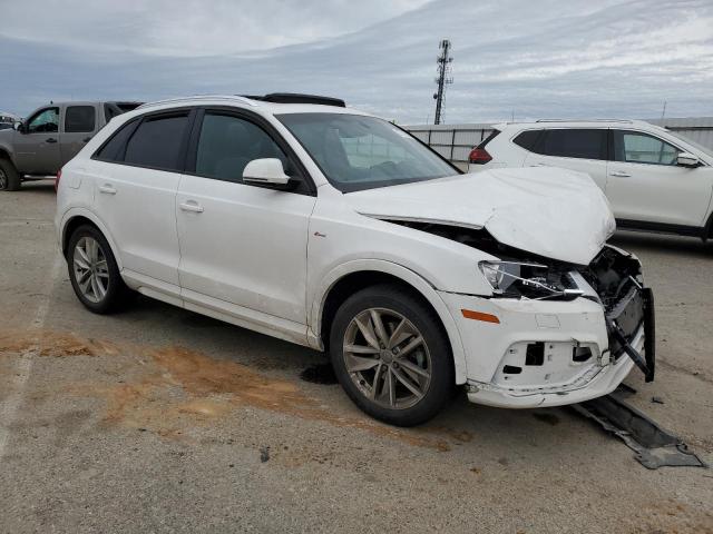 WA1BCCFS1JR012885 - 2018 AUDI Q3 PREMIUM WHITE photo 4