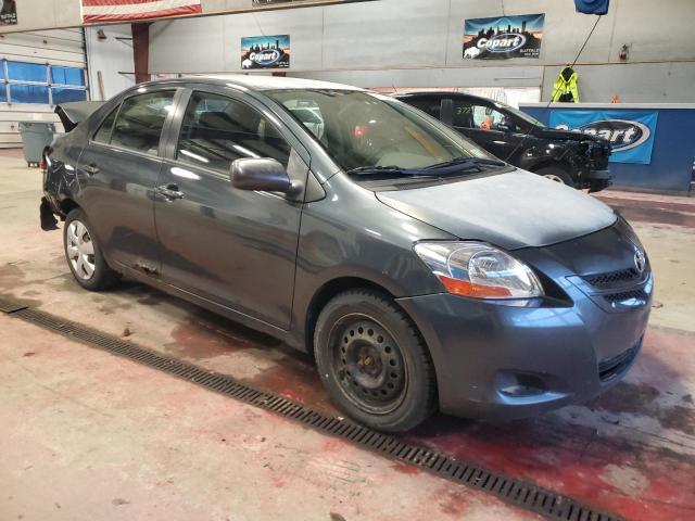 JTDBT923981231786 - 2008 TOYOTA YARIS GRAY photo 4