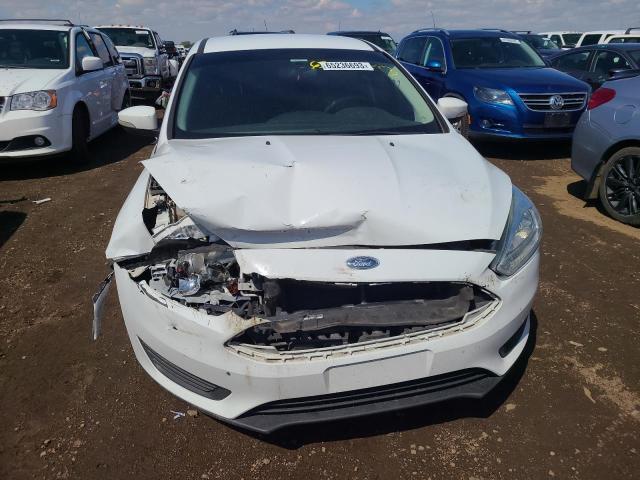 1FADP3F27FL356322 - 2015 FORD FOCUS SE WHITE photo 5