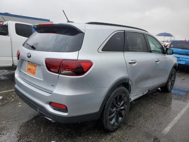 5XYPG4A54LG652226 - 2020 KIA SORENTO S SILVER photo 3