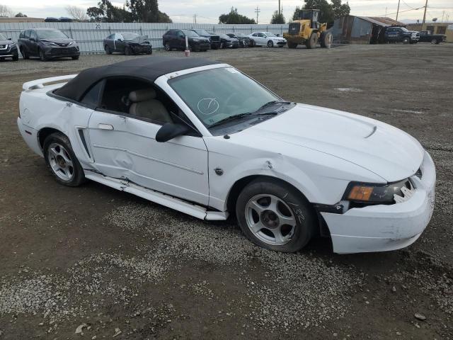 1FAFP44604F201563 - 2004 FORD MUSTANG WHITE photo 4