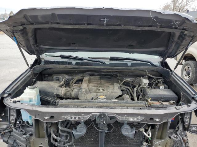 5TFDW5F19GX545533 - 2016 TOYOTA TUNDRA CREWMAX SR5 GRAY photo 11