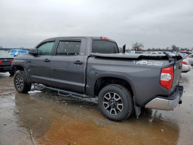 5TFDW5F19GX545533 - 2016 TOYOTA TUNDRA CREWMAX SR5 GRAY photo 2