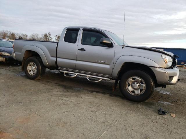 5TFTU4GN1FX070262 - 2015 TOYOTA TACOMA PRERUNNER ACCESS CAB SILVER photo 4