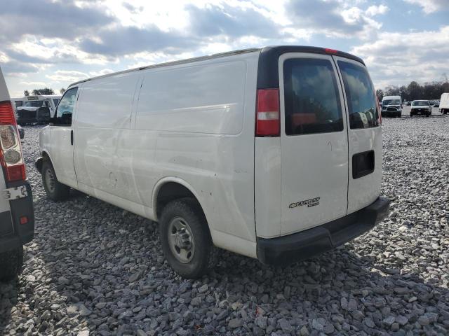 1GCWGBFG9H1158705 - 2017 CHEVROLET EXPRESS G2 WHITE photo 2