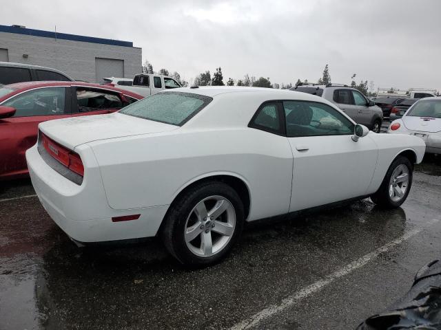 2B3CJ4DG7BH561532 - 2011 DODGE CHALLENGER WHITE photo 3