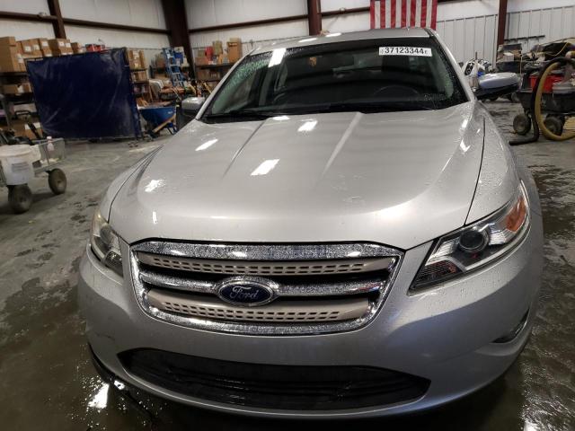 1FAHP2EW1AG164623 - 2010 FORD TAURUS SEL SILVER photo 5